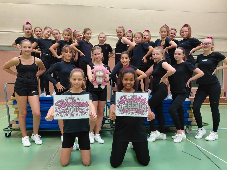 Gruppenbild DTV Cheerleading Gruppe Sparkeling Legends
