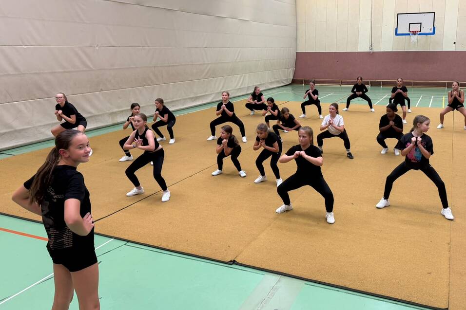 Trainingsgruppe Cheerleader Delmenhorster Turnverein