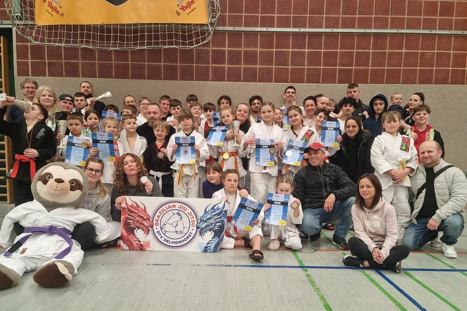 Gruppenbild Team Ju-Jutsu DTV 1856 beim Yujin Cup 2026