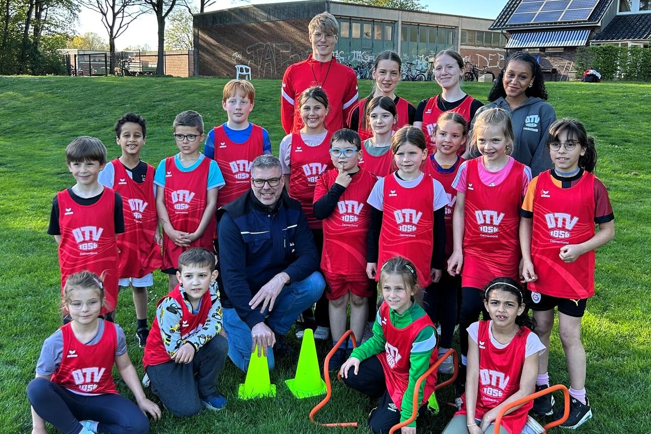 Sponsren Foto Leichtathletik Kinder DTV 1856 und Mausolf Heizung Sanit&auml;r Delemnhorst
