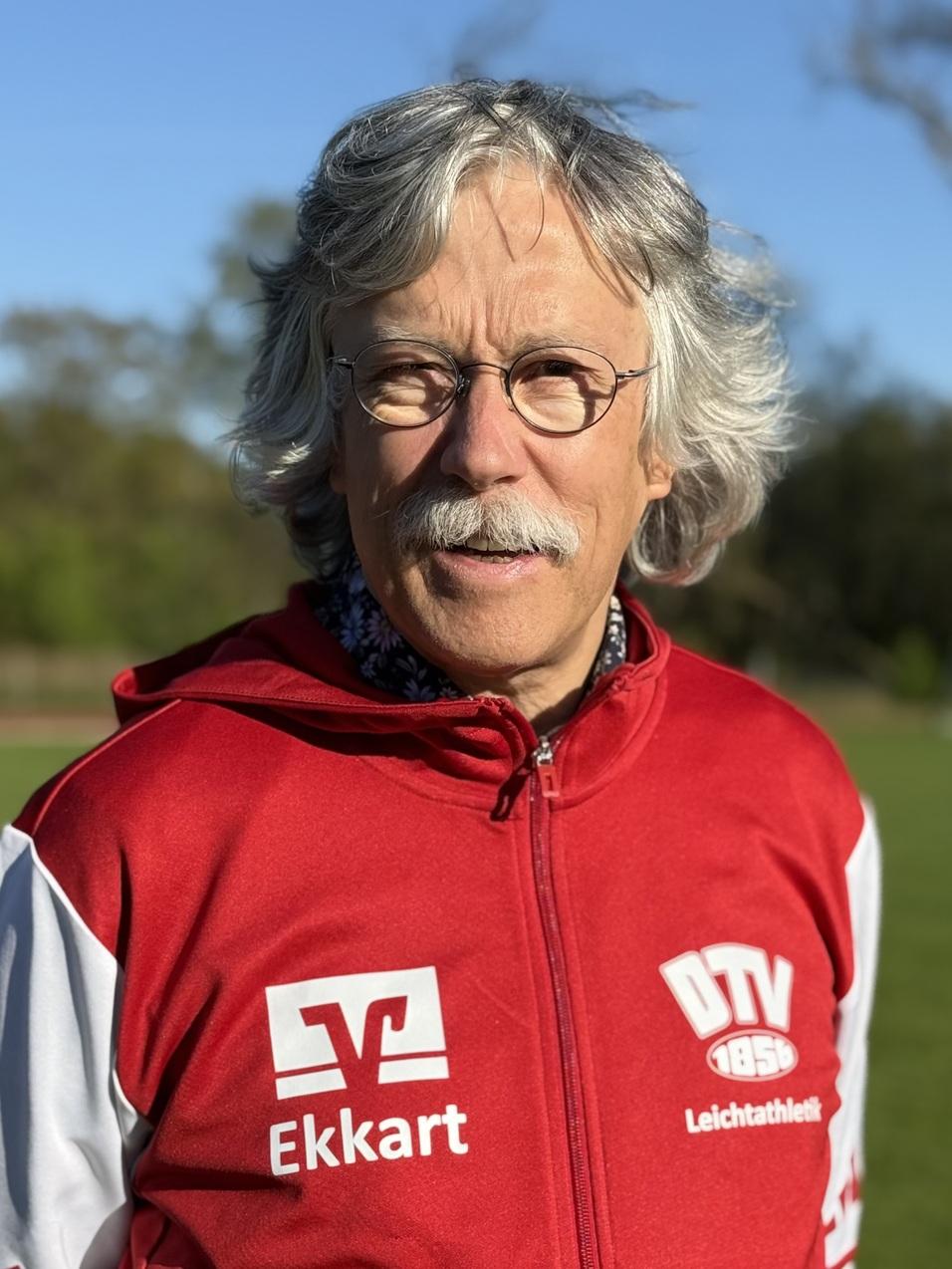Leichtathletiktrainer Ekkert Schmidt DTV 1856